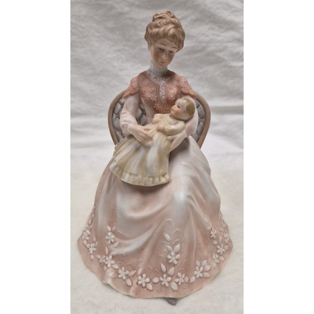 Enesco Treasured Memories A Mothers‎ Love Mother and Child Figurine Vintage 1981